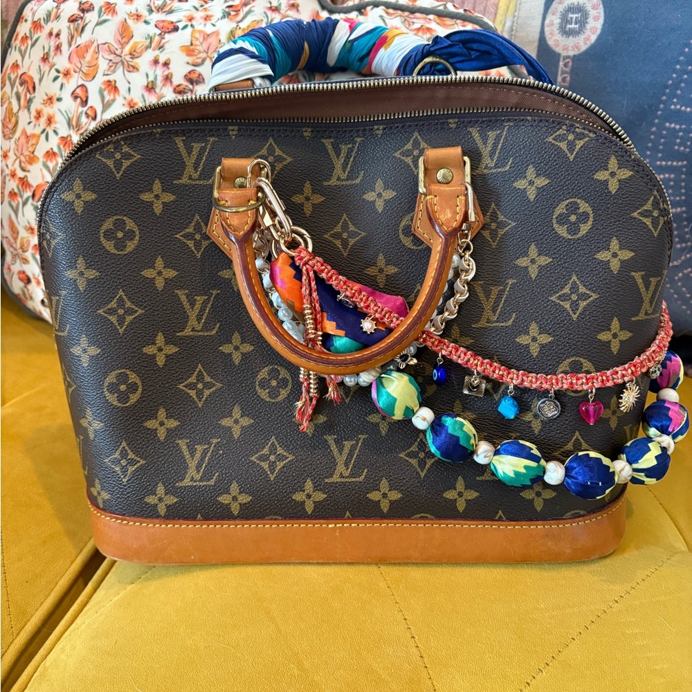 Louis Vuitton Brown Monogram Handbag